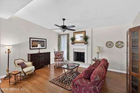 2432 Jose Circle, Jacksonville FL - photo 11 of 74