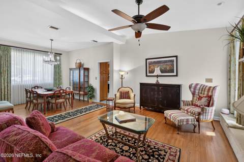 2432 Jose Circle, Jacksonville FL - photo 13 of 74