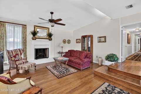 2432 Jose Circle, Jacksonville FL - photo 14 of 74