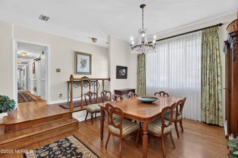 2432 Jose Circle, Jacksonville FL - photo 6 of 74