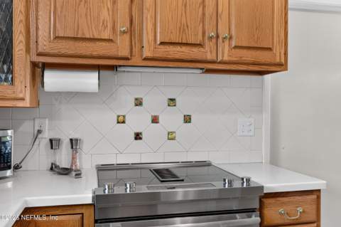 2432 Jose Circle, Jacksonville FL - photo 24 of 74