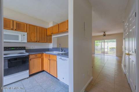 12311 Kensington Lakes Drive #301, Jacksonville FL - photo 8 of 30