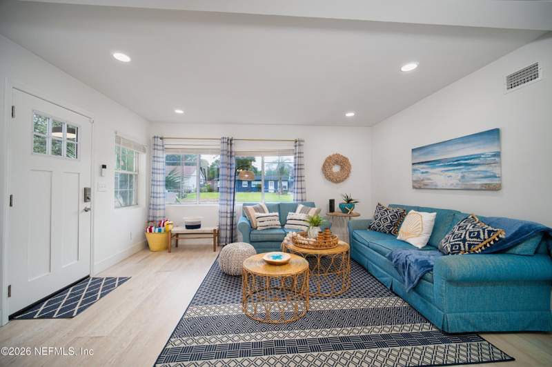 3 bedroom Single Family Residence at 1338 Pinewood Road, Ocean Forest, Jacksonville Beach — photo 5