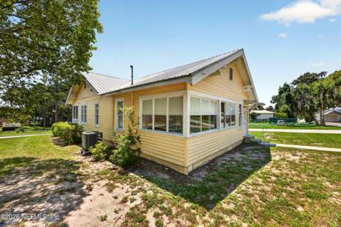 101 N Lake Street, Crescent City FL - photo 7 of 62