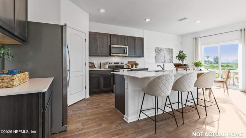 5 bedroom Single Family Residence at 12113 YEW TREE Road, The Arbors, Jacksonville — photo 4