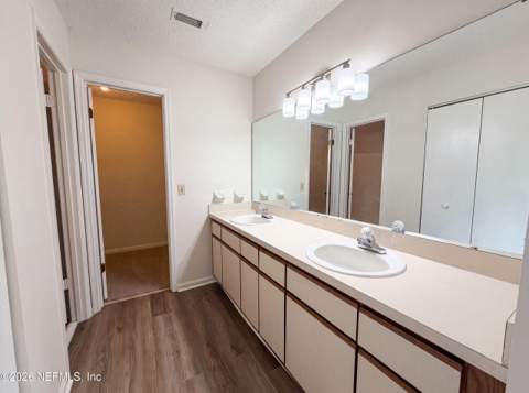 6320 Ian Chad Drive, Jacksonville FL - photo 12 of 18