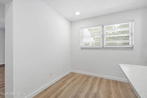 2234 La Valle Drive, Jacksonville FL - photo 14 of 40