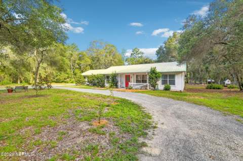 381 SE 57th Street, Keystone Heights FL - photo 9 of 59