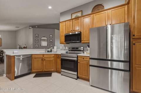 6744 White Blossom Circle #36D, Jacksonville FL - photo 18 of 43