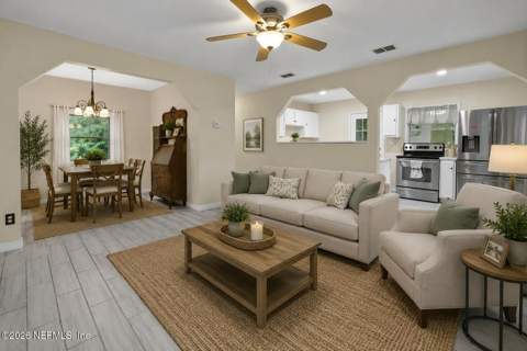 2291 Stauffer Road, Green Cove Springs FL - photo 7 of 47