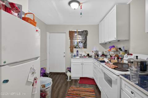 3107 Post Street, Jacksonville FL - photo 6 of 32