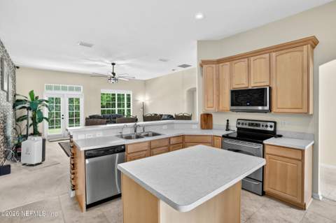 242 Southern Rose Drive, Jacksonville FL - photo 11 of 30