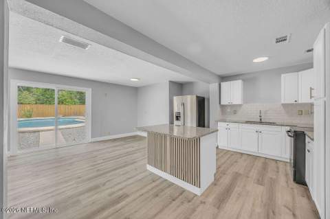 4017 Loys Drive, Jacksonville FL - photo 22 of 67