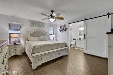 10927 Great Southern Drive, Jacksonville FL - photo 12 of 40