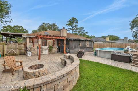 10927 Great Southern Drive, Jacksonville FL - photo 23 of 40