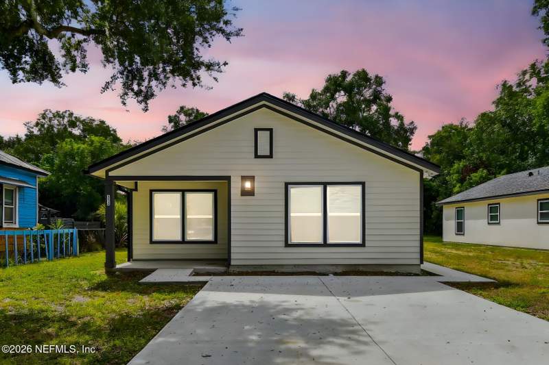 4 bedroom Single Family Residence at 1120 E 24TH Street, Longbranch, Jacksonville — photo 1