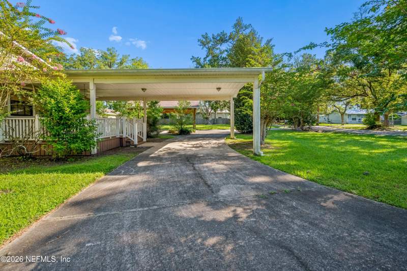 4 bedroom Single Family Residence at 403 S Cherry Street, J M Johns Add, Starke — photo 3