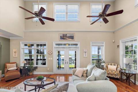9839 Heckscher Drive, Jacksonville FL - photo 24 of 109