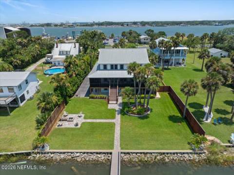 9839 Heckscher Drive, Jacksonville FL - photo 6 of 109