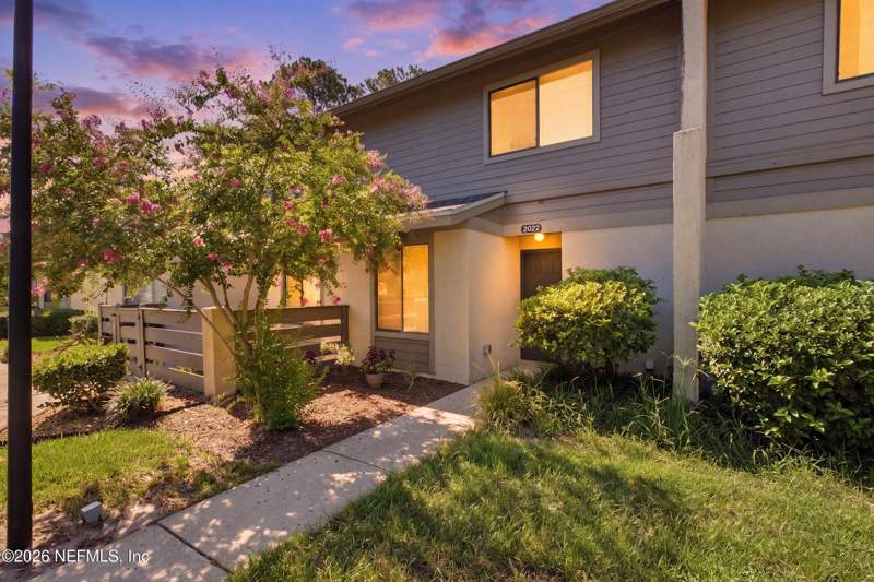 2 bedroom Condominium at 7623 Baymeadows Circle #2022, Village Green At Baymeadows, Jacksonville — photo 2