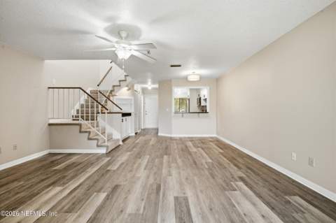 7623 Baymeadows Circle #2022, Jacksonville FL - photo 23 of 48