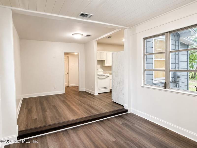 3 bedroom Single Family Residence at 9114 Harrison Avenue, Ollie Villa, Jacksonville — photo 4