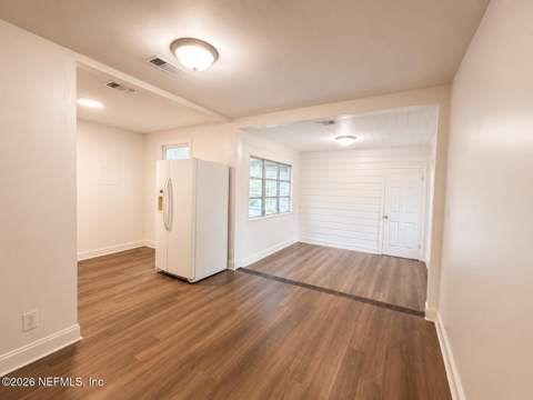 9114 Harrison Avenue, Jacksonville FL - photo 7 of 29