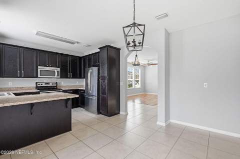 3905 Aubrey Lane, Orange Park FL - photo 19 of 76