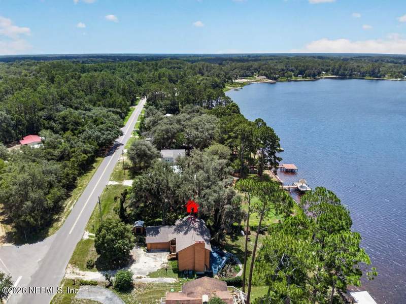 3 bedroom Single Family Residence at 157 Ida Boulevard, Interlachen Estate, Interlachen — photo 5