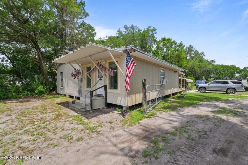 1 bedroom Single Family Residence at 6100 Crill Avenue, Palatka, Palatka — photo 3