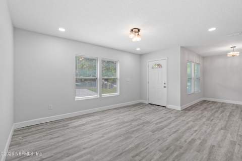 2221 Jayson Avenue, Jacksonville FL - photo 14 of 45