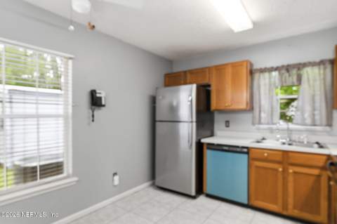 8354 Fire Fly Lane, Jacksonville FL - photo 16 of 40