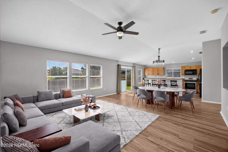 3 bedroom Single Family Residence at 7545 Lirope Street, Westland Oaks, Jacksonville — photo 3