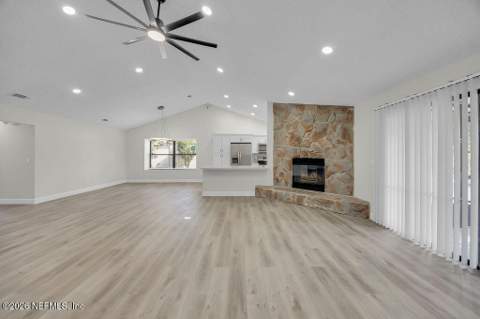 8423 Chason Road, Jacksonville FL - photo 15 of 65