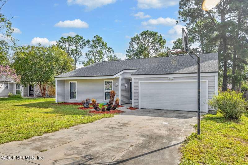 3 bedroom Single Family Residence at 8423 Chason Road, Argyle Forest, Jacksonville — photo 4