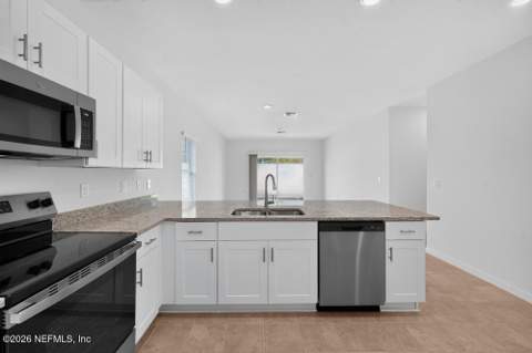 8519 Lilias Circle, Jacksonville FL - photo 15 of 52