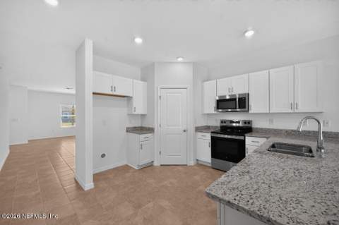 8519 Lilias Circle, Jacksonville FL - photo 17 of 52