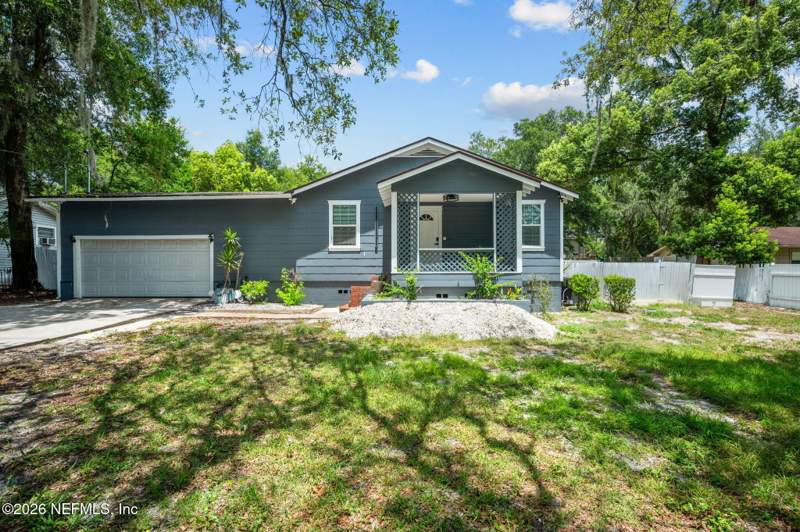 4 bedroom Single Family Residence at 9741 Bradley Road, Southside Estates, Jacksonville — photo 3