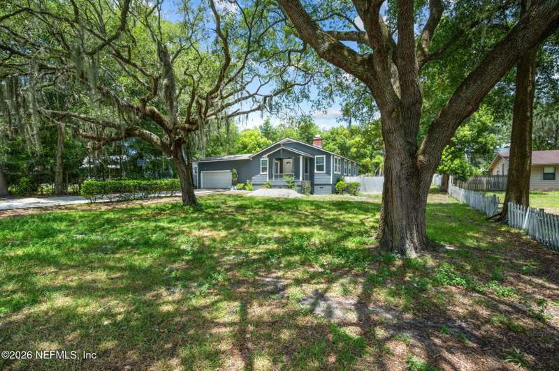 4 bedroom Single Family Residence at 9741 Bradley Road, Southside Estates, Jacksonville — photo 5