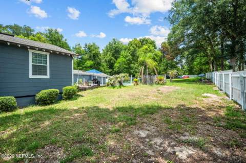 9741 Bradley Road, Jacksonville FL - photo 6 of 51
