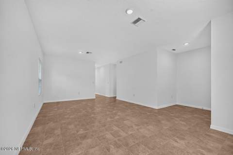 8519 Lilias Circle, Jacksonville FL - photo 24 of 52