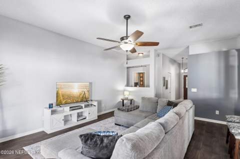 3567 Shrewsbury Drive, Jacksonville FL - photo 6 of 33
