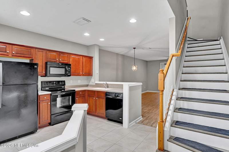 2 bedroom Townhouse at 6795 Arching Branch Circle, Arrowood Bartram Pk, Jacksonville — photo 3