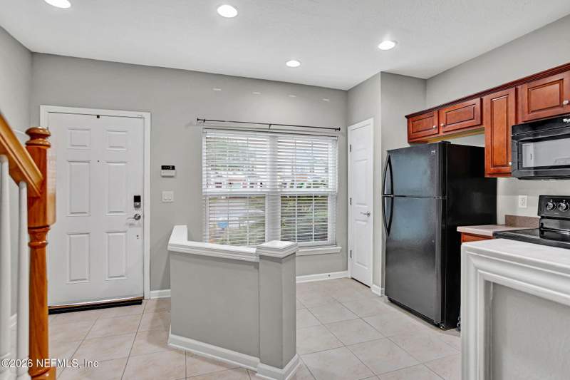 2 bedroom Townhouse at 6795 Arching Branch Circle, Arrowood Bartram Pk, Jacksonville — photo 4