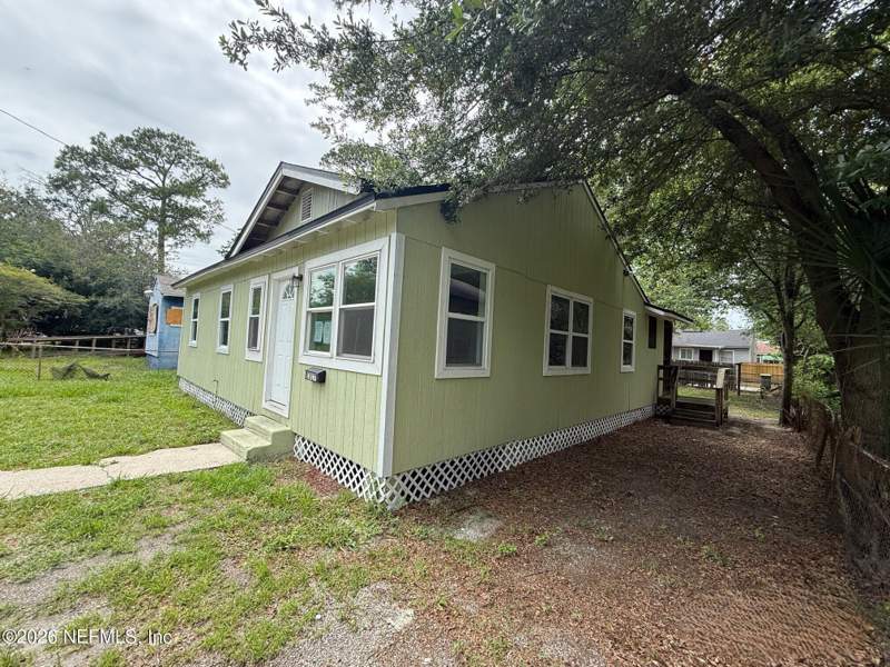 3 bedroom Single Family Residence at 1817 E 25th Street, Longbranch, Jacksonville — photo 2