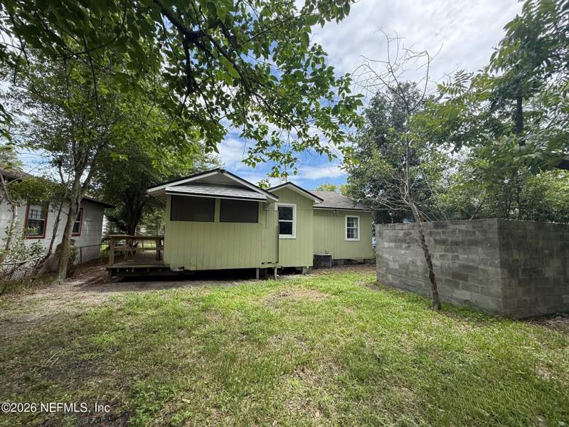 3 bedroom Single Family Residence at 1817 E 25th Street, Longbranch, Jacksonville — photo 4