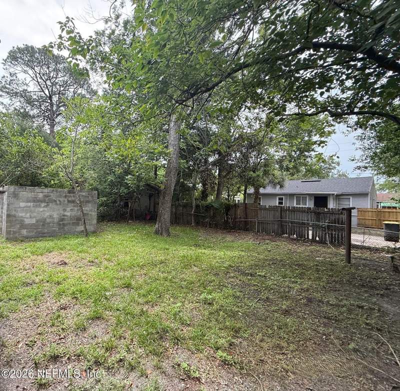 3 bedroom Single Family Residence at 1817 E 25th Street, Longbranch, Jacksonville — photo 5