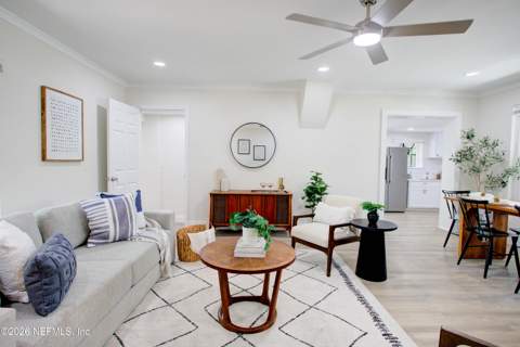 7227 Wendy Circle, Jacksonville FL - photo 7 of 50