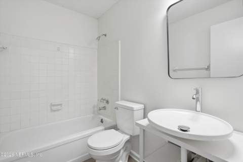 2726 Hidden Village Drive, Jacksonville FL - photo 19 of 29