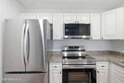 2726 Hidden Village Drive, Jacksonville FL - photo 10 of 29